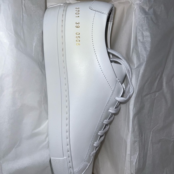 Brand new Common Projects for sale - Picture 3 of 5